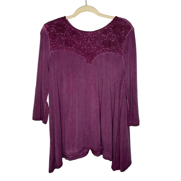 TORRID Super Soft Lace Yoke Sharkbite Hem Long Sleeve Top Blouse Purple 00 M/L - Picture 5 of 13
